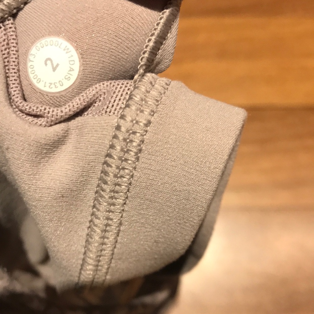Lululemon Align Tank - Picture 4 of 4